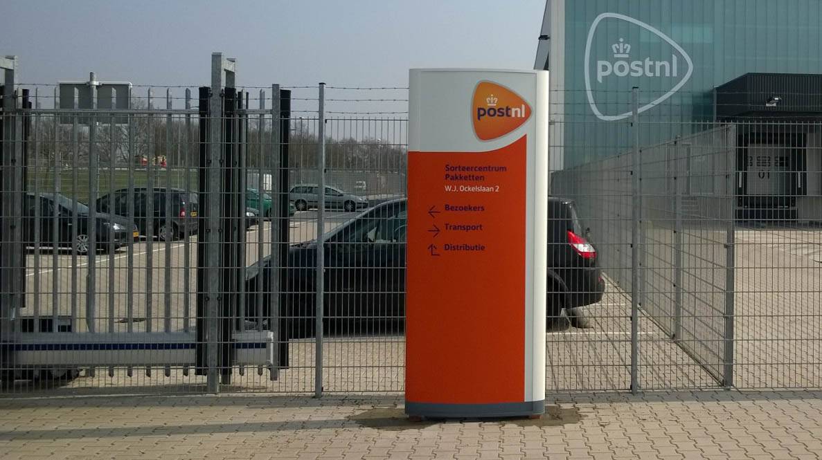 Gevelreclame reclamezuil gevelreclame